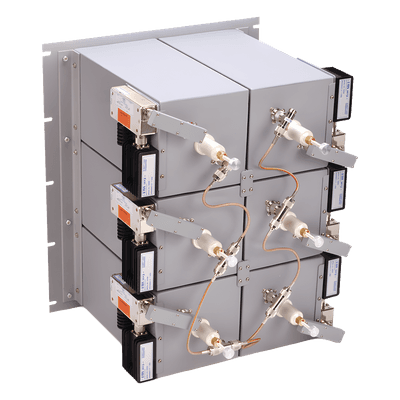 Combinador RF / 300-650 MHz / 6 Canales / 50 W / N Hembra / Circulador Sencillo / 7.0 x 7.0 x 19.0 in Cavity / 22.8 x 19.0 x 19.0 in Total