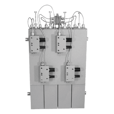 Combinador VHF / 148-174 MHz / 4 Canales / 125 W / 200 KHz Separación / Aisladores Dobles / 2.71 x 2.71 x 32.6 pulgadas