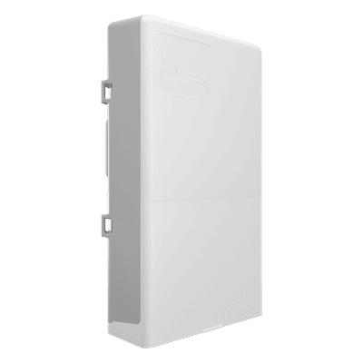 Switch exterior / 18 puertos / 15 PoE inversos / 2 SFP / IP56 / 3.6 Gbps / 12.5 pies