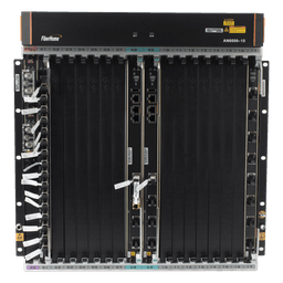 OLT Carrier Class Modular / 14 Ranuras de Servicio / 240 Puertos GPON / Switching 6.8 Tbps / Fuente Redundante -48Vdc / 11 UR