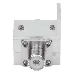 Protector RF Coaxial / Rango 1.5 a 700 MHz / Supresión 20 kA / Potencia HF 2 kW / Conectores UHF Hembra / Ceja Lateral