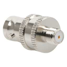 Adaptador RF Coaxial / BNC Hembra a SMA Hembra / Montaje en Línea / Cuerpo Niquelado / Contacto Oro / Aislante Teflón