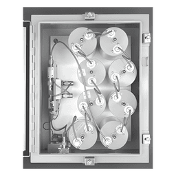 Amplificador Punta de Torre / 806-960 MHz / 8 Cavidades 4" / 15 dB Ganancia / 5 MHz Ancho de Banda / 13.8 Vcc / N Hembras / -40°C a +70°C / 16x8x6 pulgadas (40.6x30.3x15.2 cm)