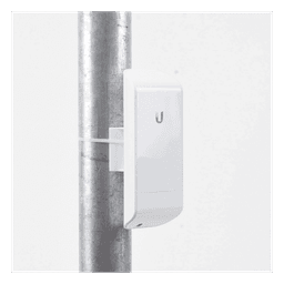 CPE inalámbrico / 2.4 GHz / 150 Mbps / Antena 8 dBi / 1 puerto 10/100 Mbps / PoE 24V / 161x31x80 mm