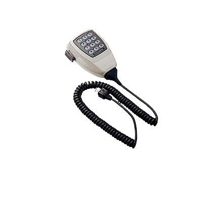 Micrófono con cancelación de ruido y teclado DTMF. Cumple con MIL-SPEC 810