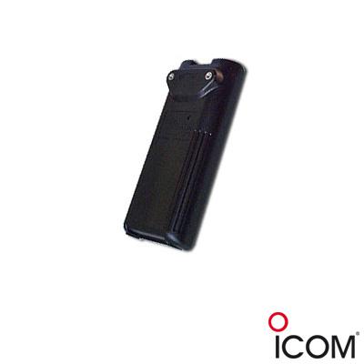 Contenedor para 6 Baterías Alcalinas "AA". Para radios ICF3GS, ICF3GT, ICF4GS, ICF4GT, ICF30GS, ICF30GT, ICF40GS, ICF40GT, ICF11, ICF11S, ICF21 e ICF21S.
